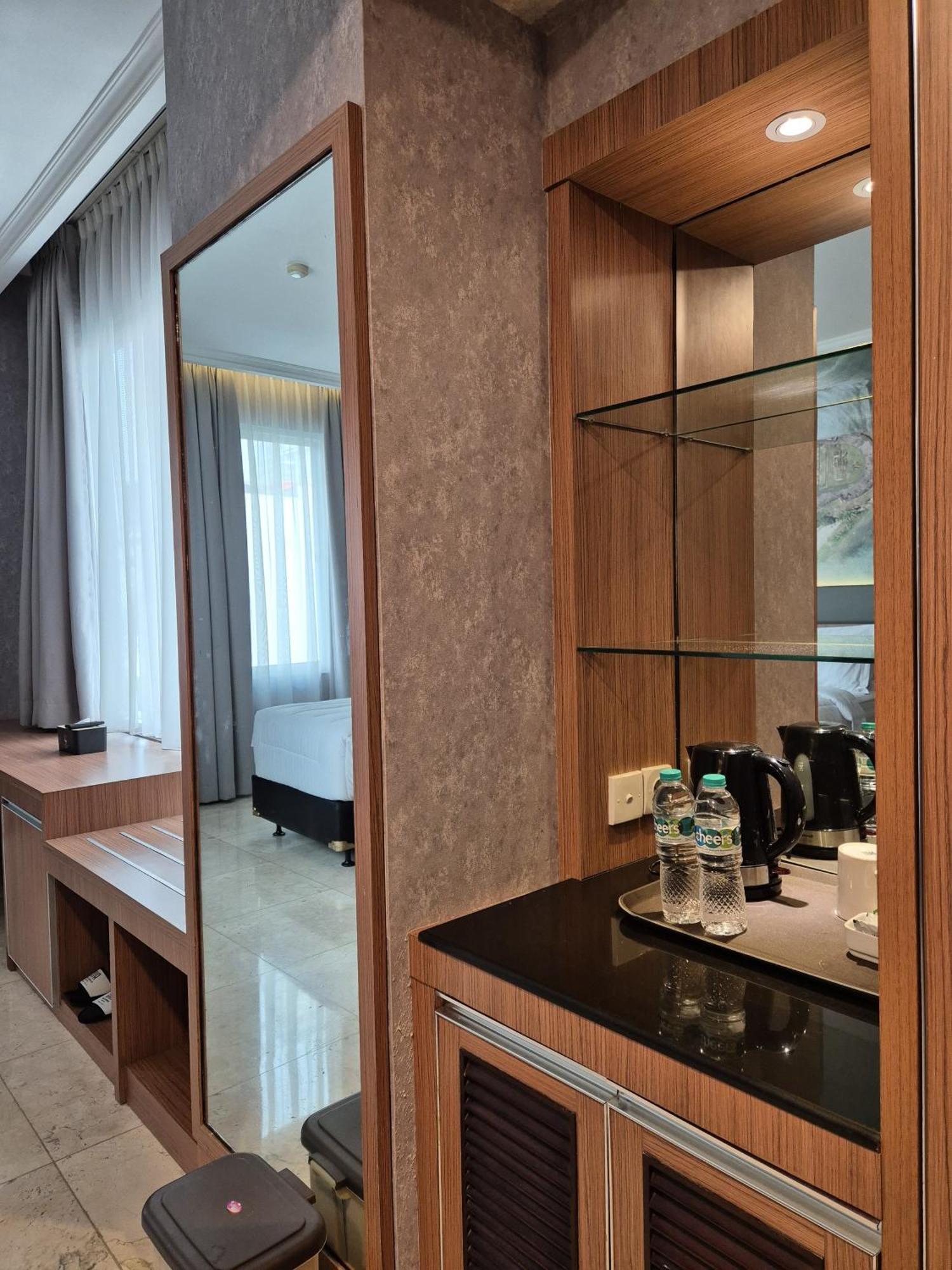 Giia Maluku Hotel Thamrin ジャカルタ エクステリア 写真